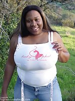 Jiggly Juggs